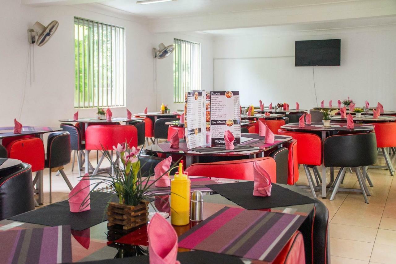 Bilkon Hotel Jinja Ngoại thất bức ảnh